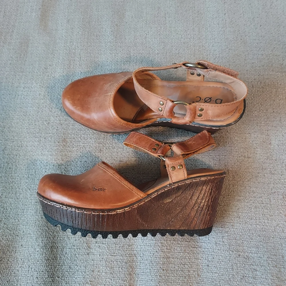 B.O.C Rina Wedges leather sandals